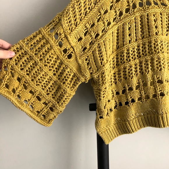 Free People Crop Sweater - Picture 4 of 5